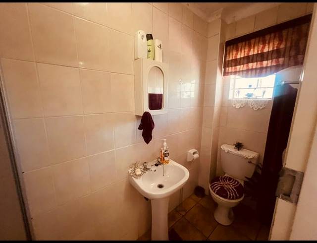 1 BEDROOM APARTMENT FOR SALE IN RIETFONTEIN